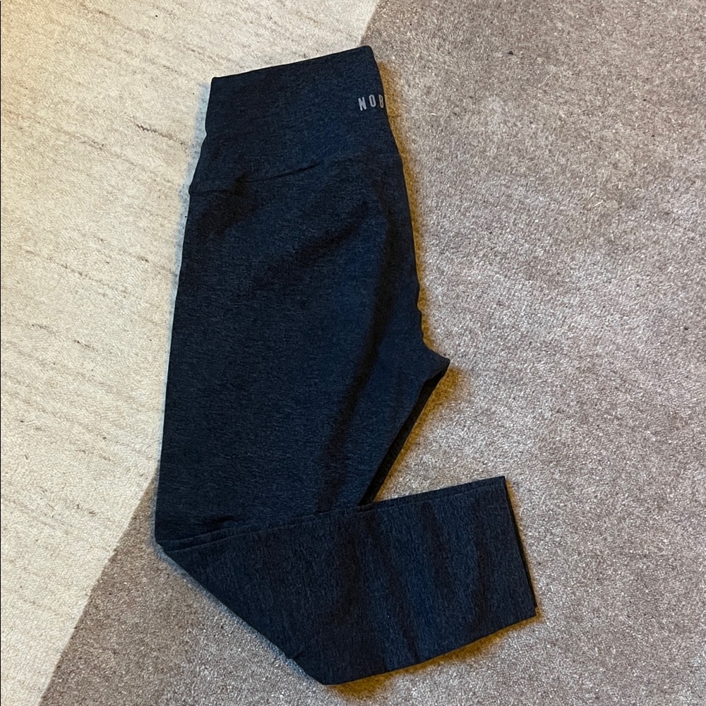 NOBULL 3/4 High-Rise Charcoal Leggings